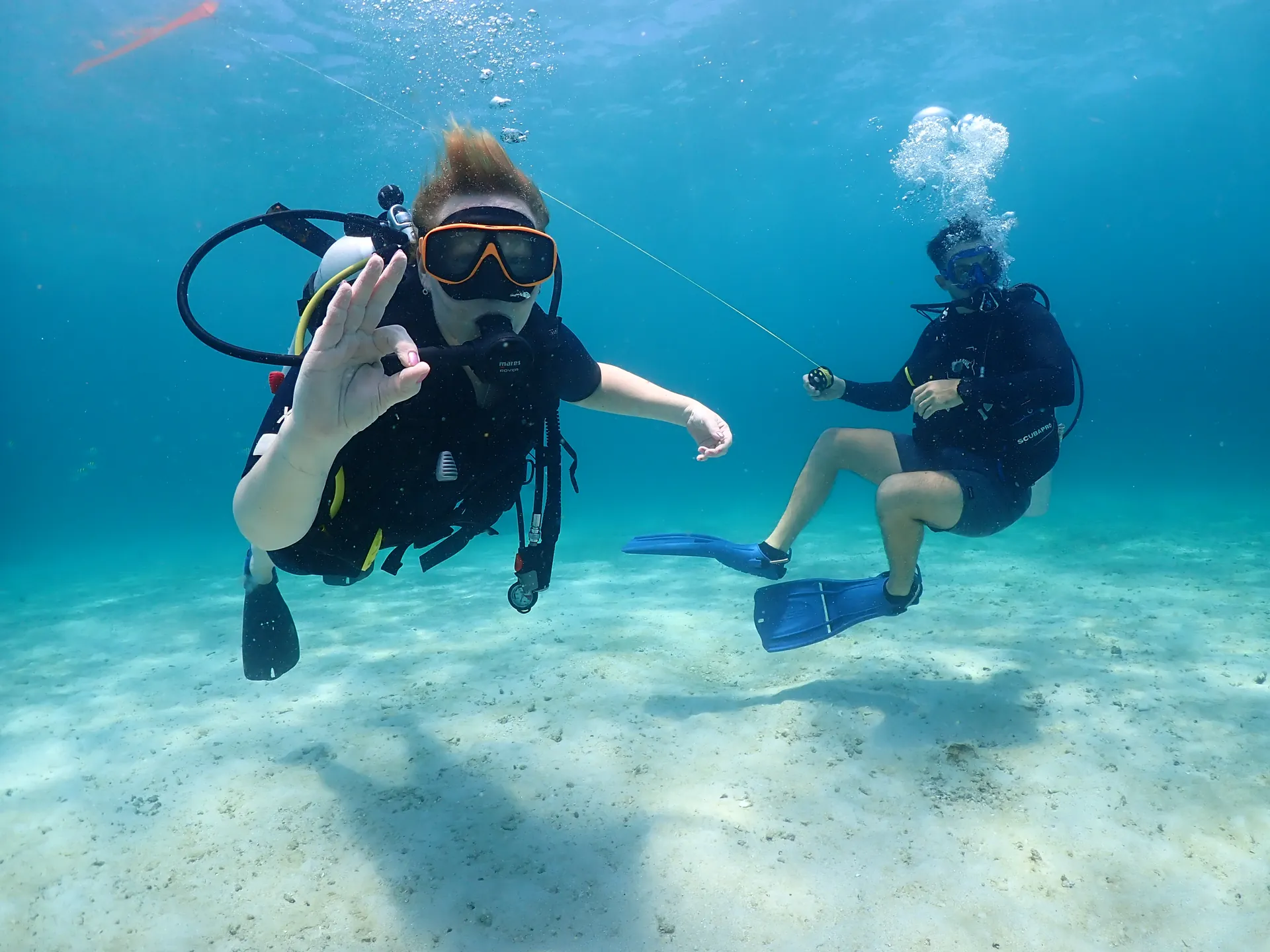 Alumnos Open Water durante la formación en Gili Trawangan